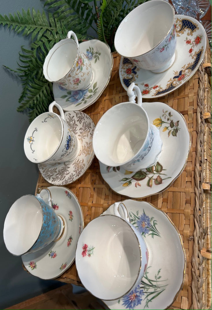 Mismatched Pretty Vintage Tea Cups and Saucers ~ Set of 6