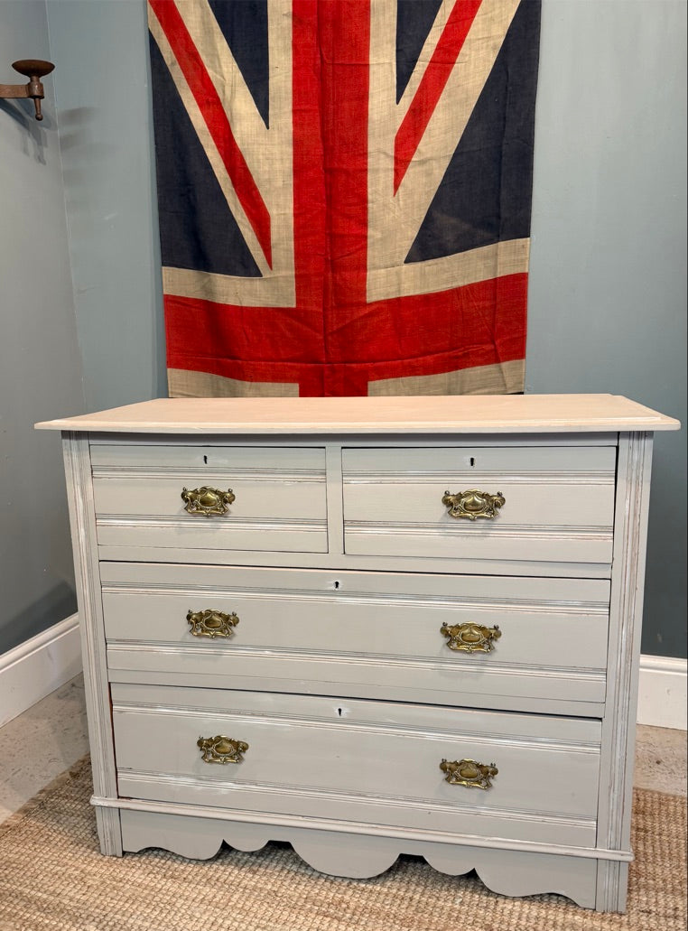 Vintage Painted Distressed Chest of Drawers - Frenchic Salt of the Earth