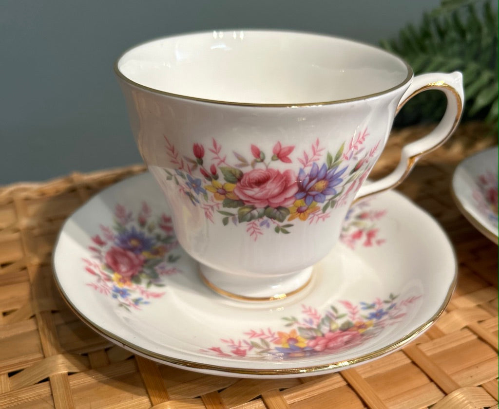 Pair Pretty Vintage Queen Anne Tea Cups and Saucers ~ Set of 2