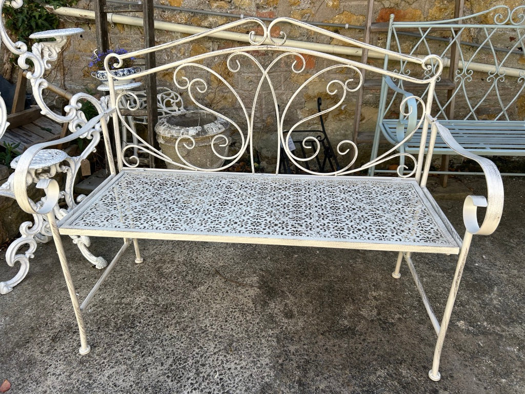 Pretty Metal Garden Bench - White