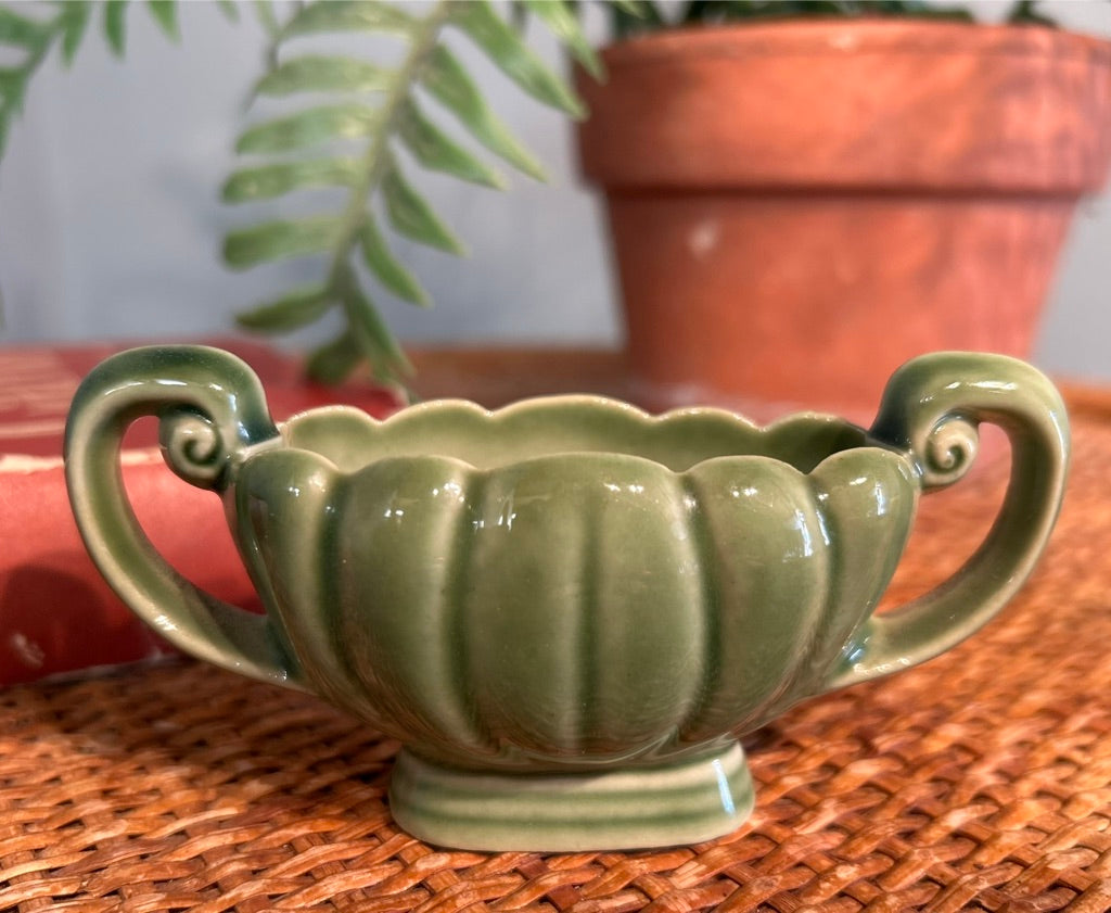 Miniature Vintage Collectable Wade Pottery Vase - Posey Jardiniere - 1960's