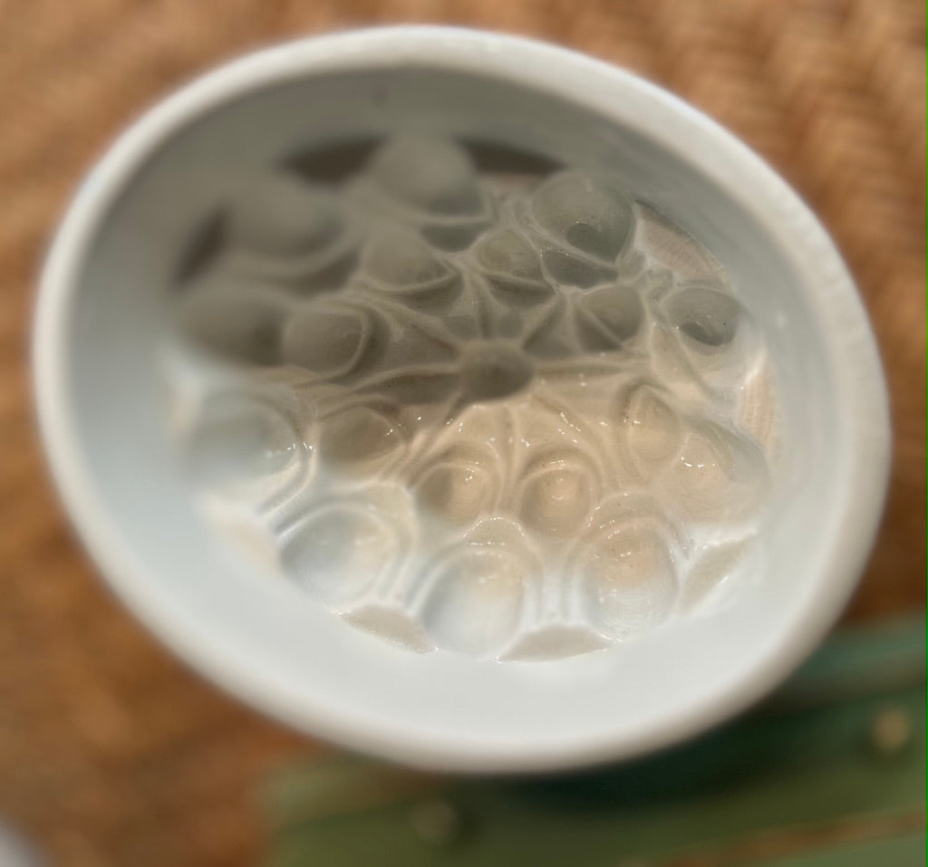 Vintage White Kitchenalia Jelly Mould