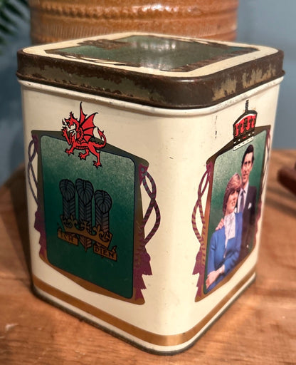 Vintage Royal Marriage Diana & Charles Tin