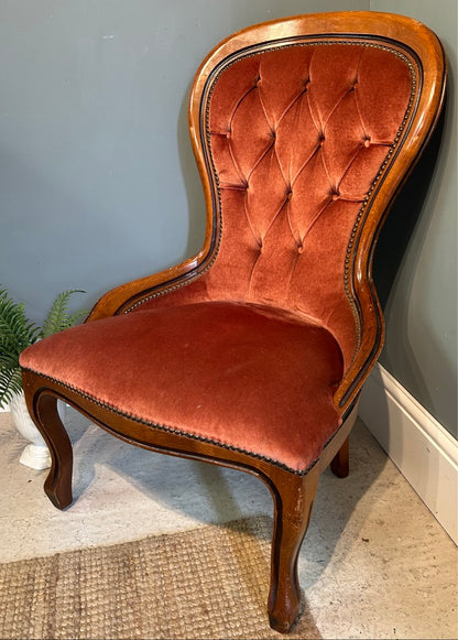 Reproduction Balloon back Bedroom Chair