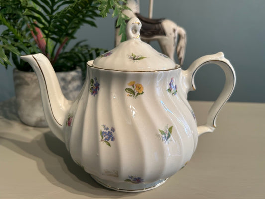 Vintage Floral Sadler Tea Pot