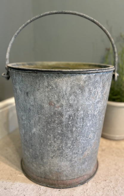 Vintage Large Rustic Galvanised Bucket - Great Planter