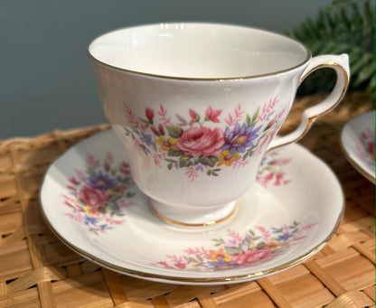 Pair Pretty Vintage Queen Anne Tea Cups and Saucers ~ Set of 2