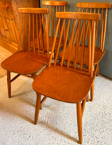 Vintage Retro Set of 4 Chairs