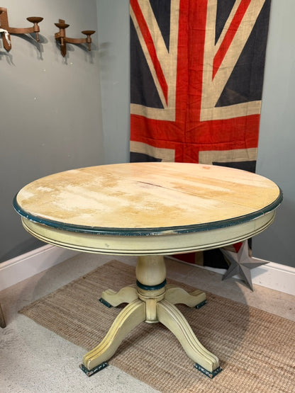 Round Vintage Painted Shabby Table