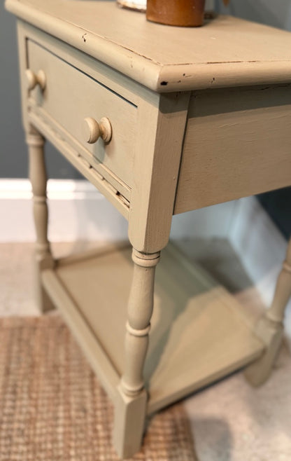 Vintage Painted Side Table / Bedside