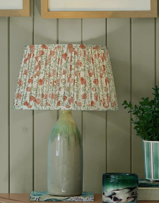 Traditional Vintage Style Pleated Tapered Lamp Shade - Cream