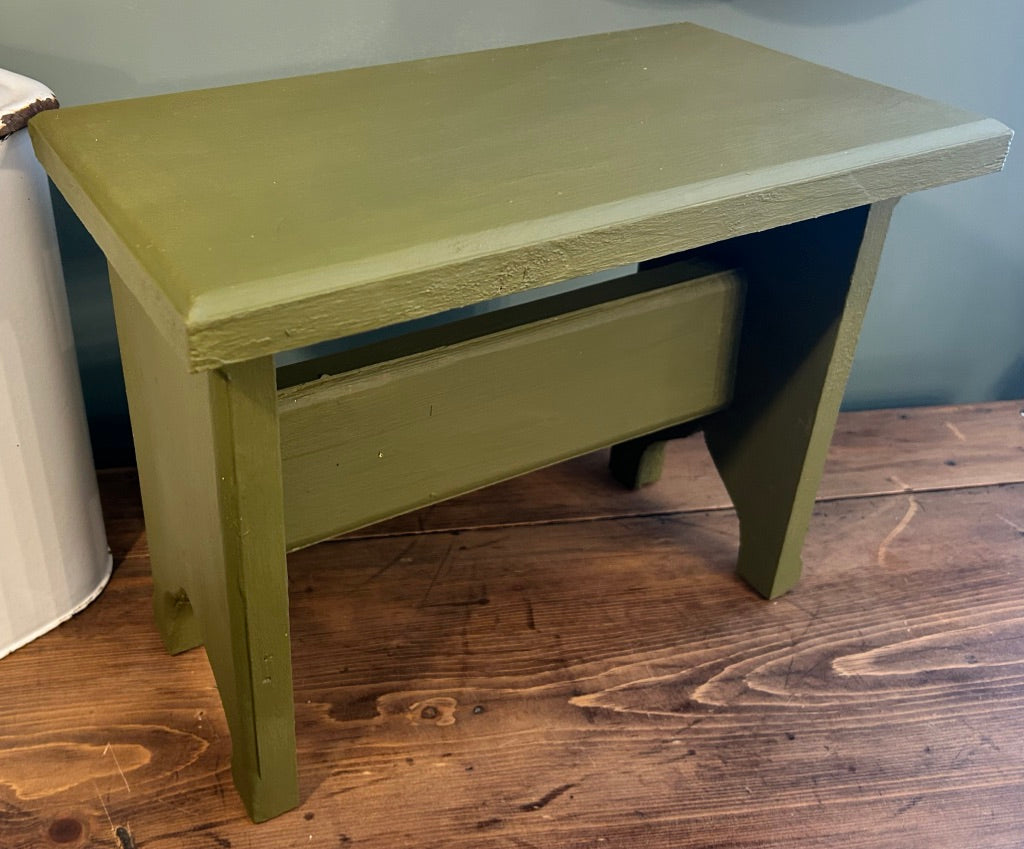 Painted Pine Stool - Green