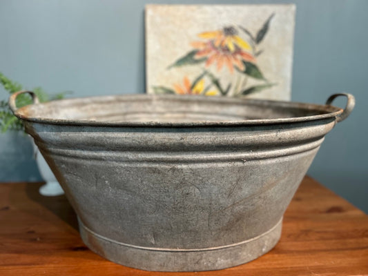 Vintage Large Galvanised Bath Tub - Great Planter