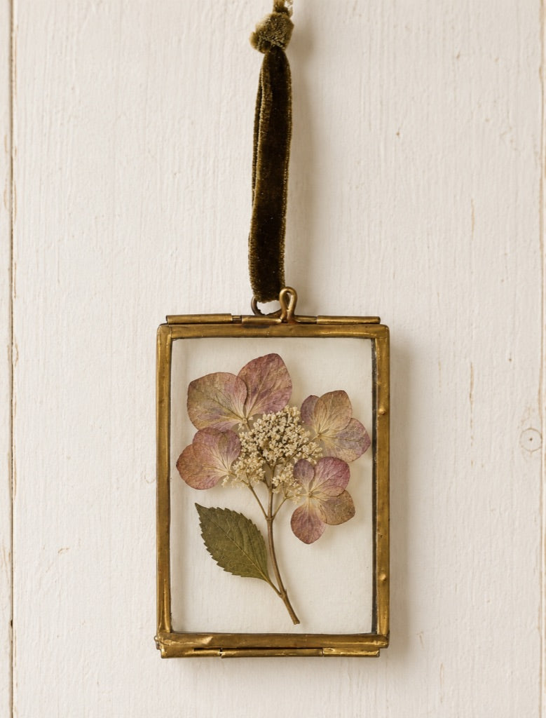 Vintage Style Miniature Brass Clip Frame - Perfect for photos or Pressed Flowers