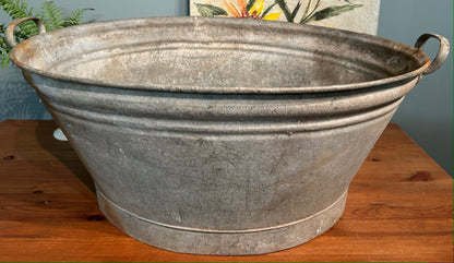 Vintage Large Galvanised Bath Tub - Great Planter