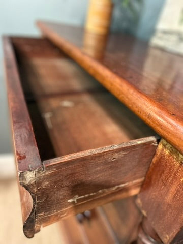 Large Antique Mahogany Chest of Drawers
