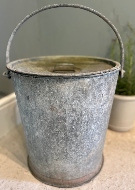 Vintage Large Rustic Galvanised Bucket - Great Planter