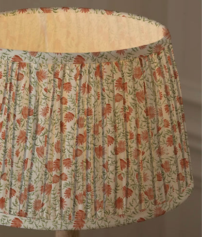 Traditional Vintage Style Pleated Tapered Lamp Shade - Cream