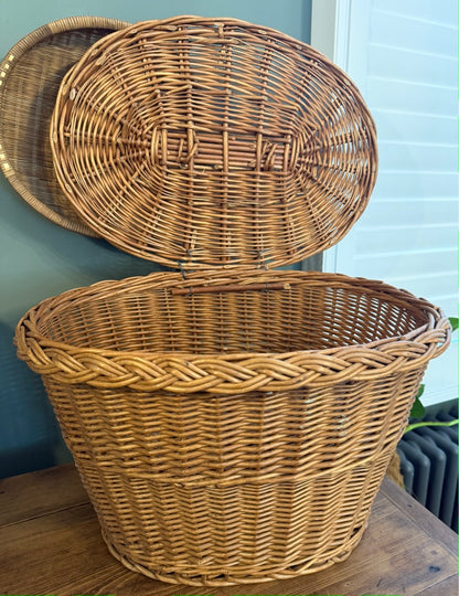 Vintage Oval Lidded Basket