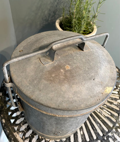 Vintage Large Rustic Galvanised Feed Bucket - Great Planter