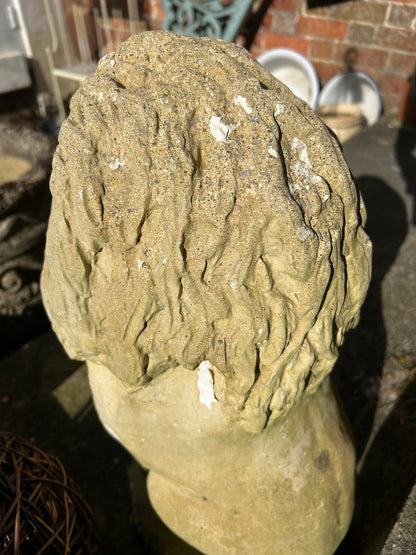 Garden Lion Statue