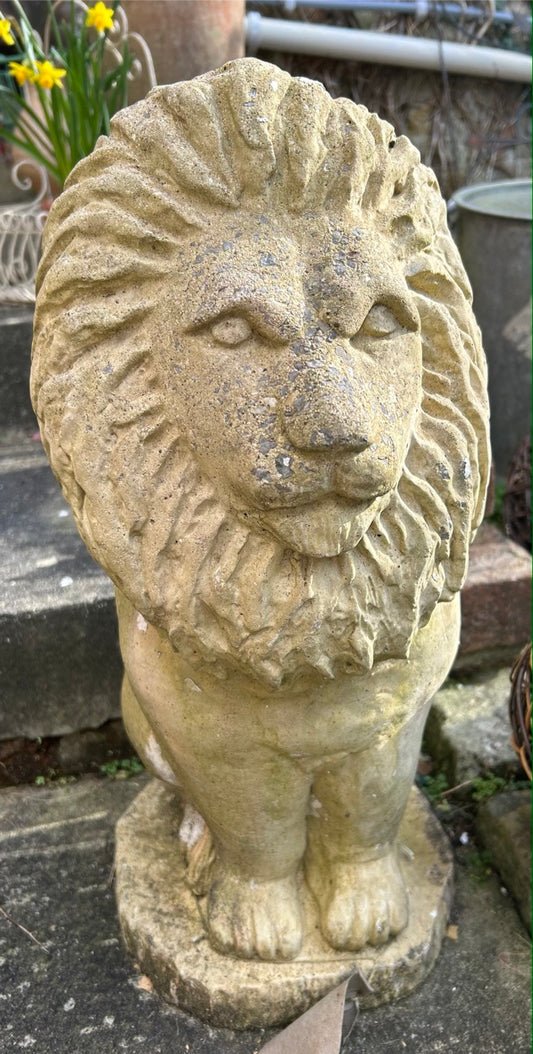 Garden Lion Statue