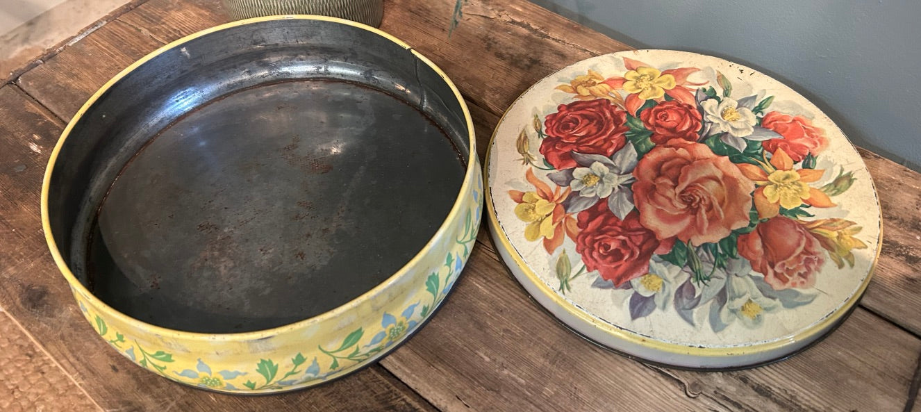 Vintage Floral Tin