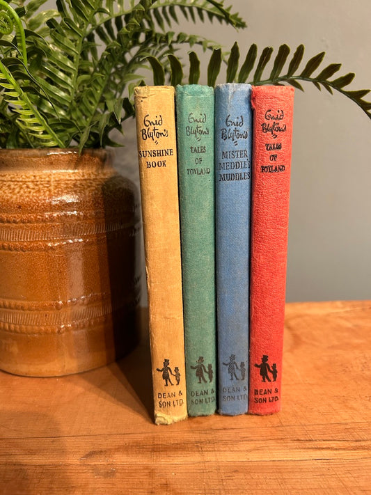 Job lot Set of 4 Vintage Enid Blyton Classic Children's Books