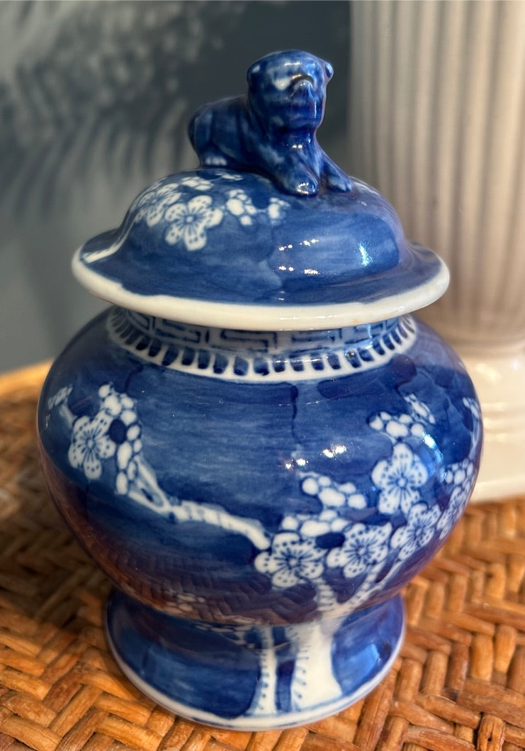 Vintage Blue and White Lidded Ginger Jar - Chinese