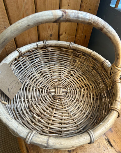 Vintage Round wicker Handled Basket