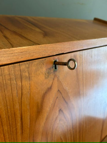 Retro Mid Century Bureau