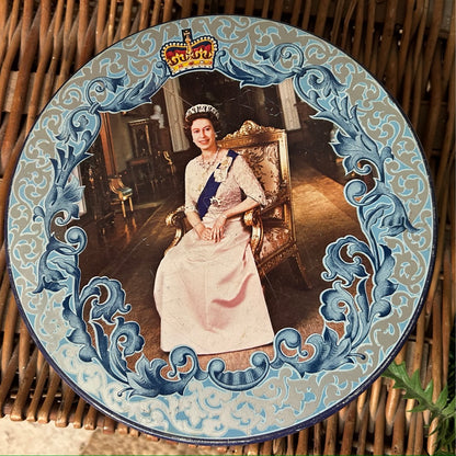 Vintage Silver Jubilee Tin