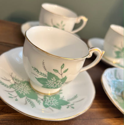 Set of 4 Cups and Saucers ~ Coffee Cups - Queen Anne