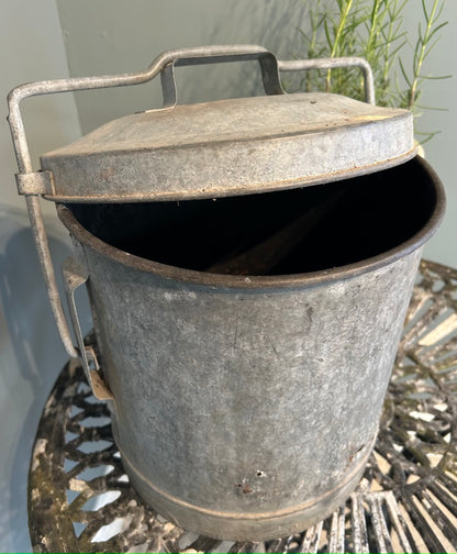 Vintage Large Rustic Galvanised Feed Bucket - Great Planter
