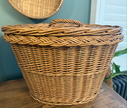 Vintage Oval Lidded Basket