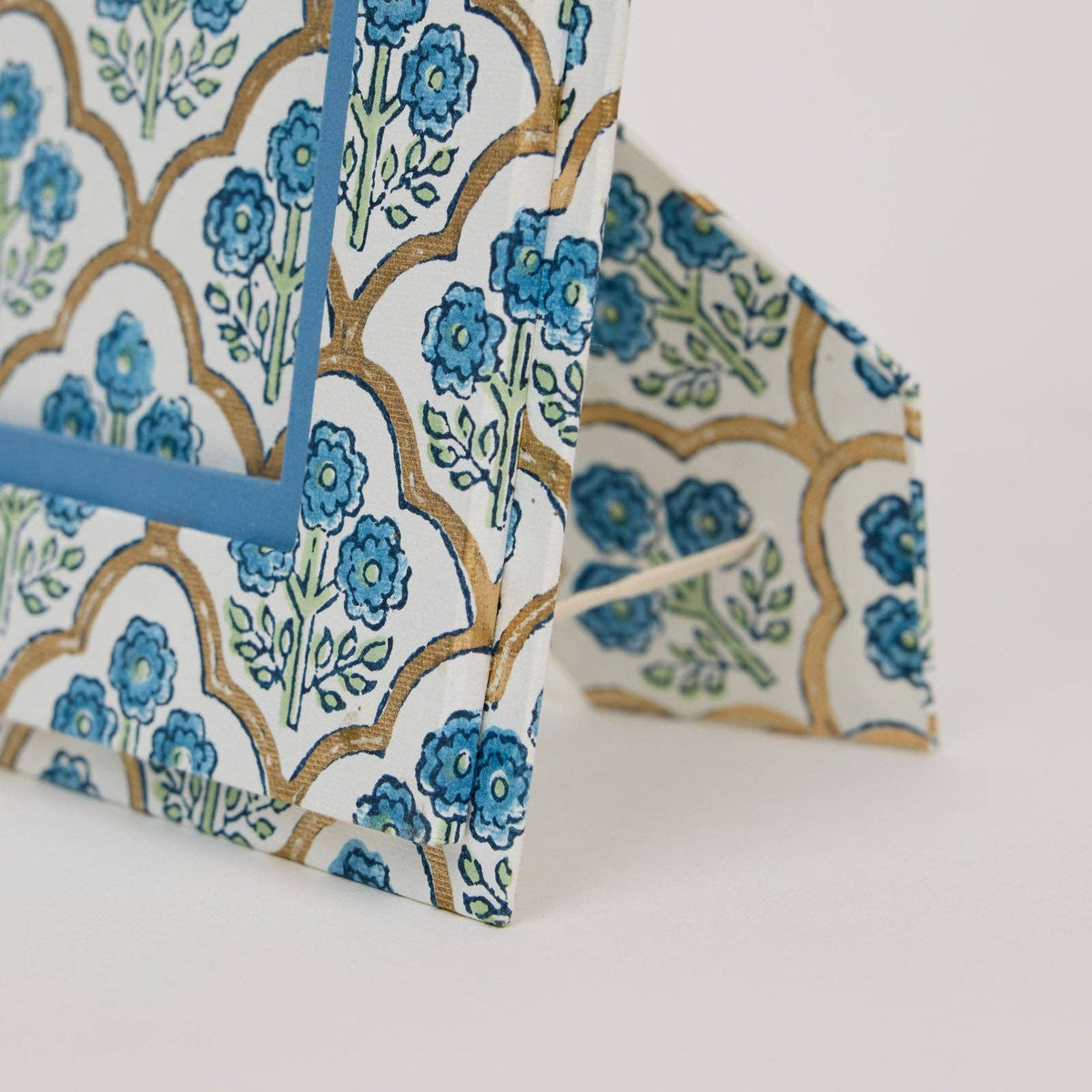 Pretty Vintage Style Block Printed Picture Frame (5X7) - Trellis Indigo