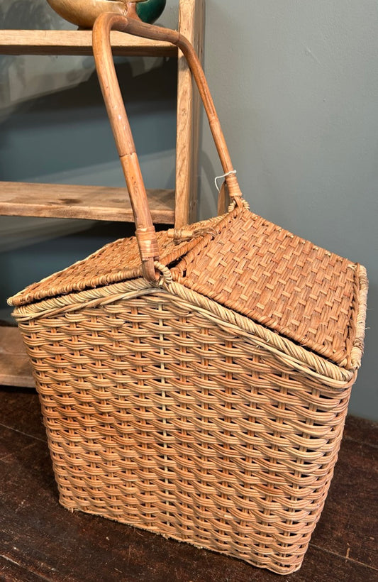 Vintage Handled Picnic Basket