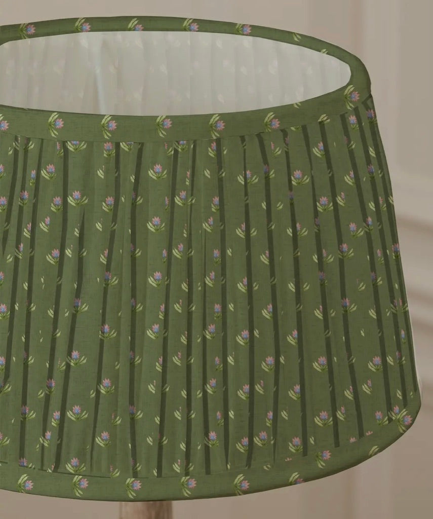 Traditional Vintage Style Pleated Tapered Lamp Shade - Green