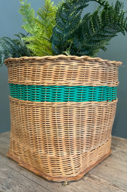 Vintage Plant pot Basket