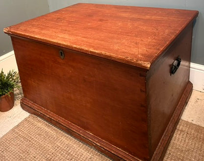 Rustic Vintage Pine Trunk