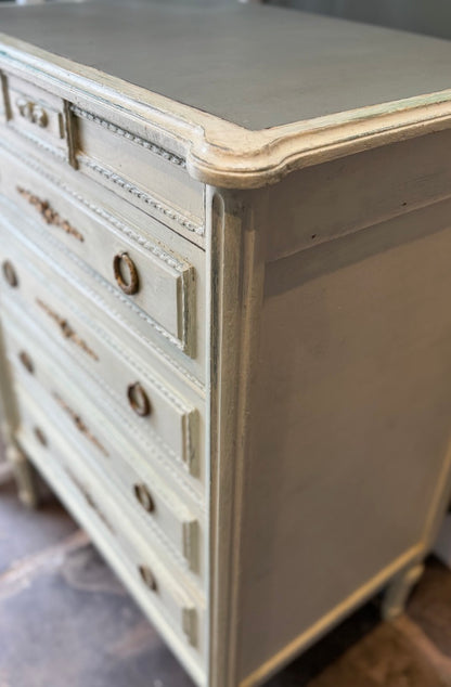 Painted French Vintage Chest of Drawers