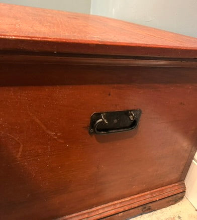 Rustic Vintage Pine Trunk