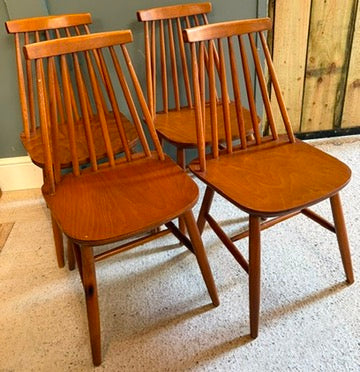 Vintage Retro Set of 4 Chairs