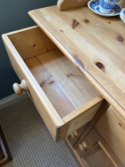 Pine Kitchen Dresser