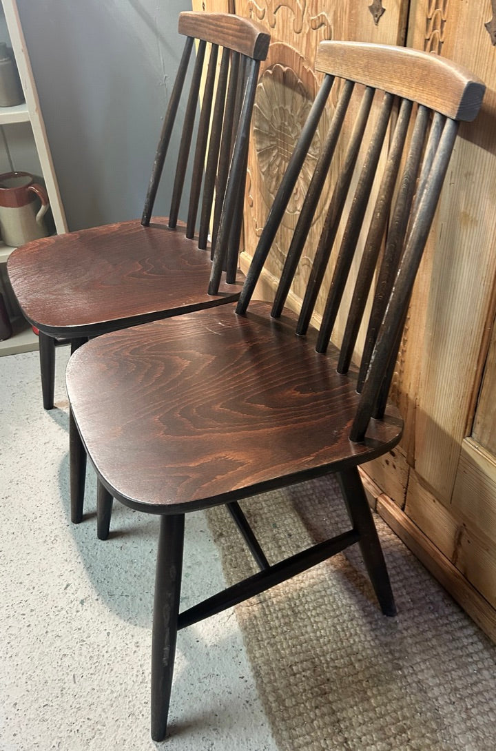 Pair of Retro Dinning / Kitchen Chairs