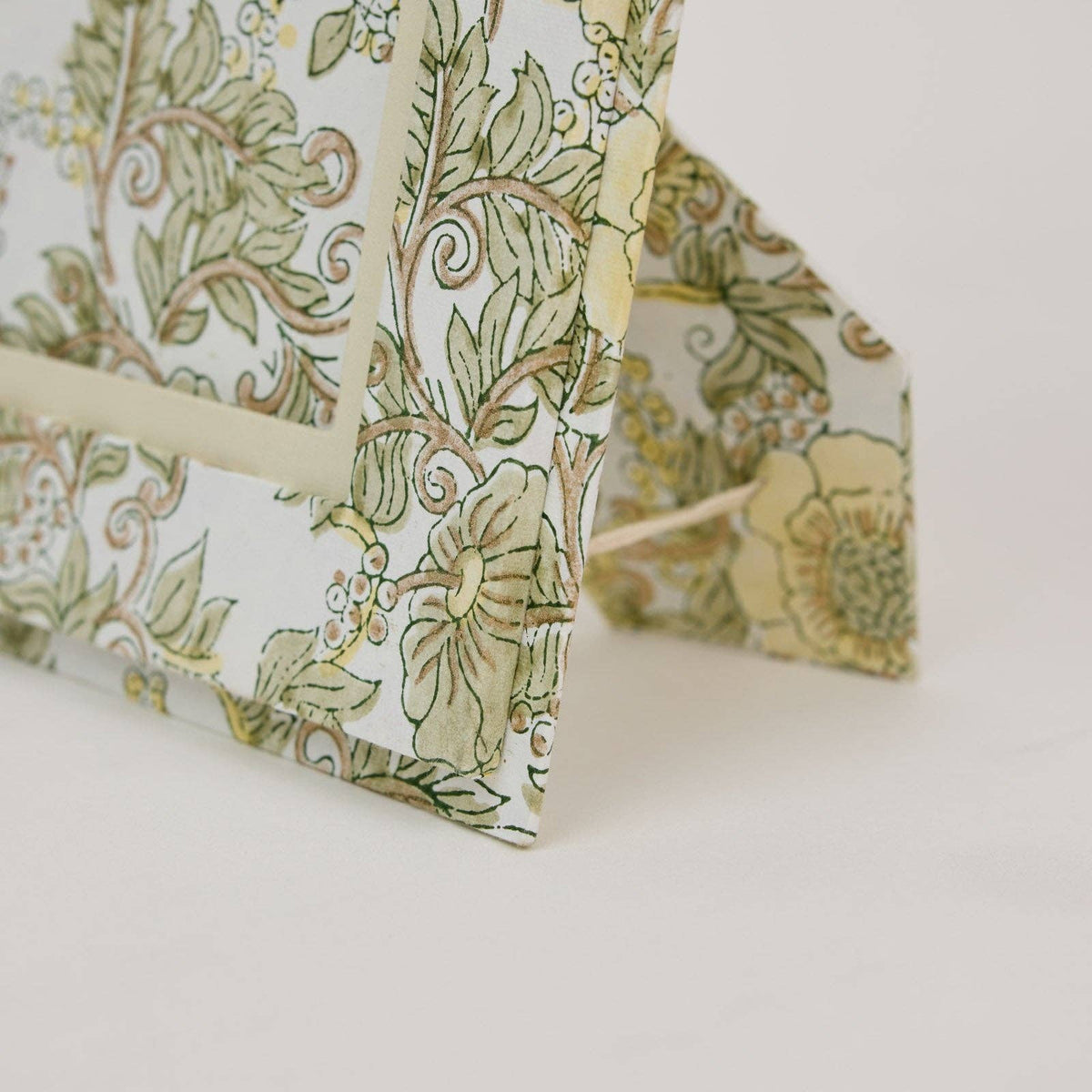 Pretty Floral Block Printed Picture Frame (5x7) - Wild Rose Buttercream