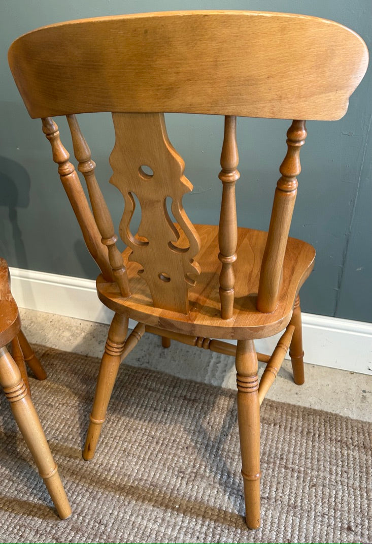Pair of Fiddleback Farmhouse Chairs