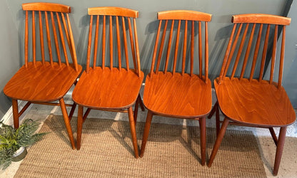 Vintage Retro Set of 4 Chairs